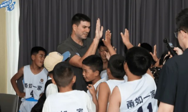 开云网页版-宁波男篮分享日常:迎来一群藏区少年,一起为热爱全力以赴